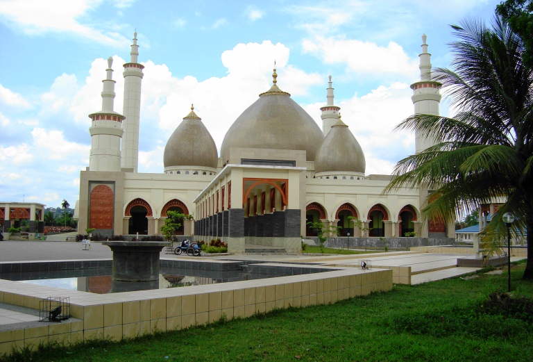 Idul Fitri Perekat Islam dan Hindu